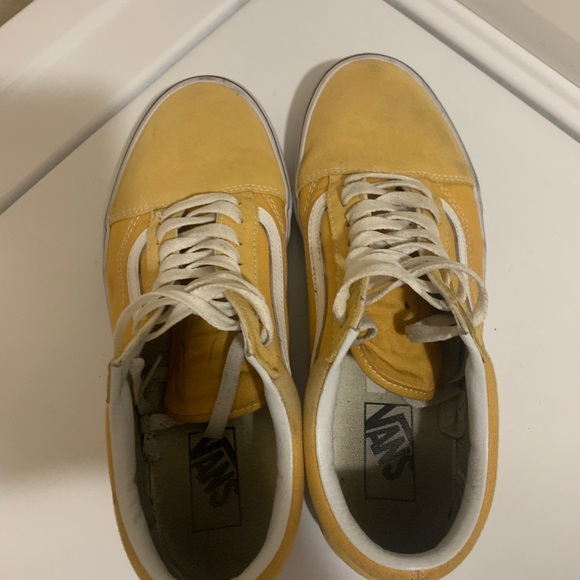 Vans - Picture 6 of 6